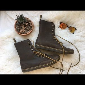 BROWN TEHANI DOCTOR MARTENS